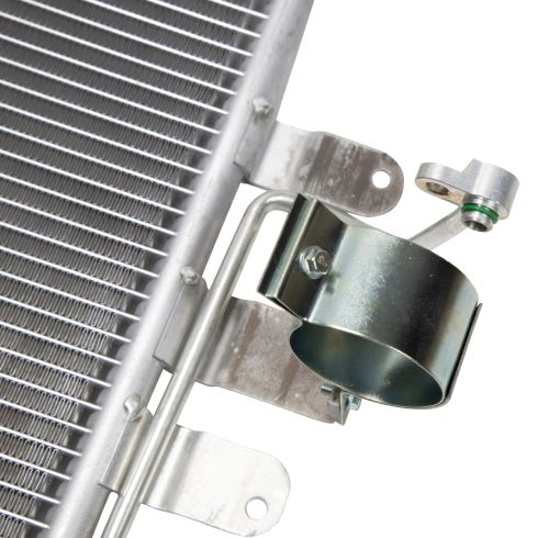 1998-05 VW Beetle A/C Condenser TRQ ACA84540