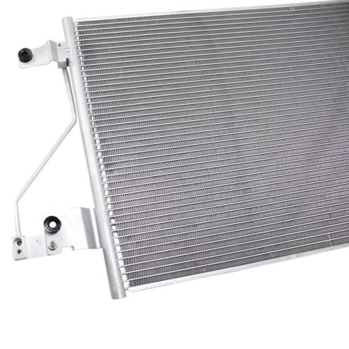 2016-19 Nissan Titan XD V8 5.0L Turbo Diesel A/C Condenser and Receiver Drier Assembly TRQ ACA80413