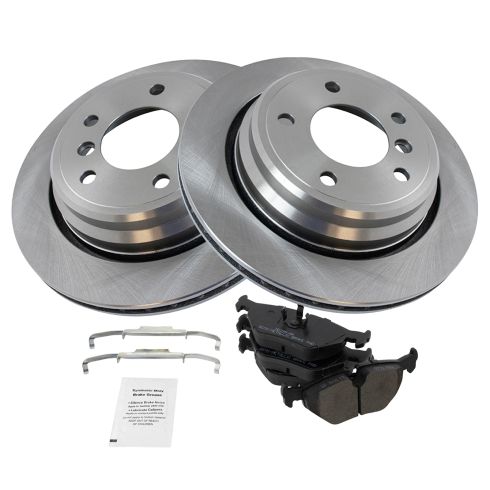 BMW 525i 528i 530i 540i Rear Semi-Metallic Brake Pad & Rotor Kit TRQ BKA18687