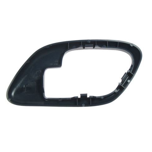 Chevrolet GMC 2 Piece Interior Door Handle Bezel Set TRQ DHA30173