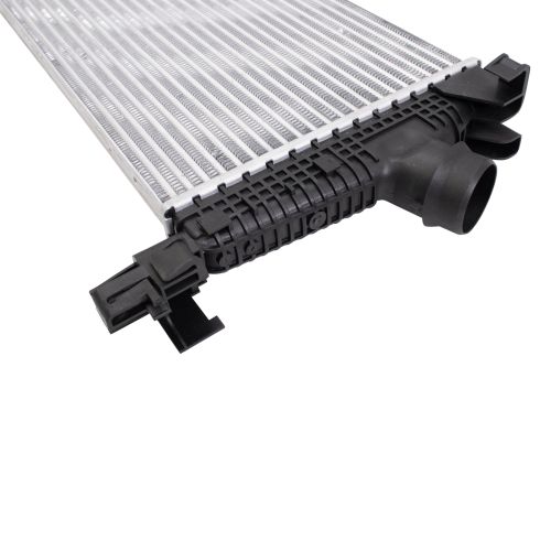 Ford Lincoln Intercooler TRQ TCA17009