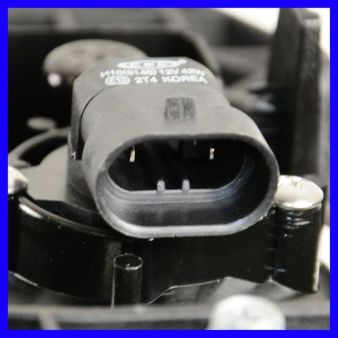 Ford Passenger Side Fog Light Eagle Eyes FR542-B000R