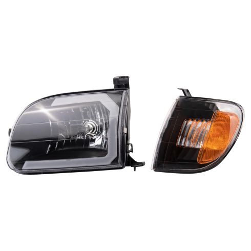 Toyota Tundra Driver & Passenger Side 2 Piece Headlight Set TRQ Performance HLA95197