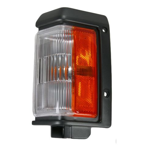 Nissan Driver Side Corner Light Eagle Eyes DS394-B00DL