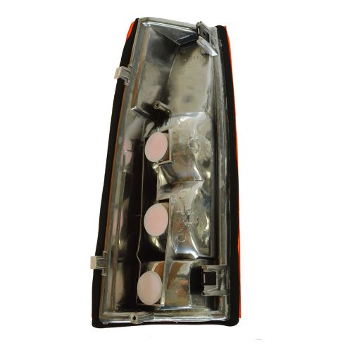 Chevrolet GMC Cadillac Passenger Side Tail Light Eagle Eyes GM080-U000R