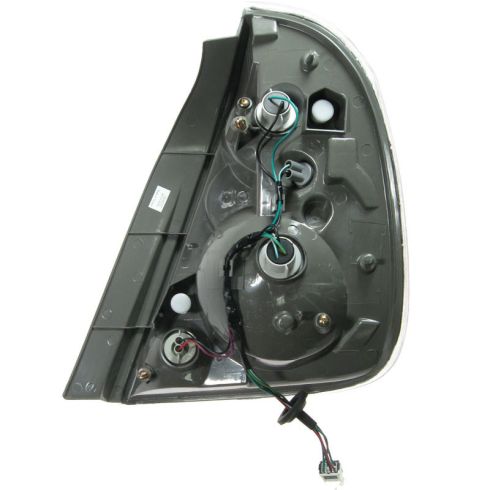 2005-06 Nissan Altima Driver Side Tail Light Eagle Eyes DS524-B100L