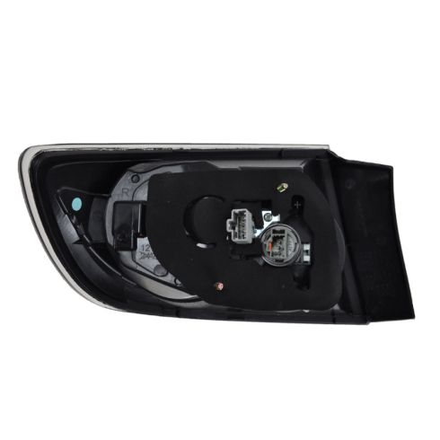 2007-09 Mazda 3 Sedan Passenger Side Outer Tail Light Eagle Eyes MZ253-B100R