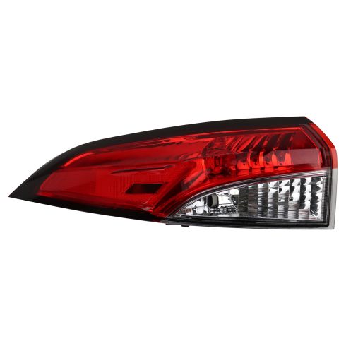 Toyota Corolla Driver Side Tail Light TRQ LTA89691