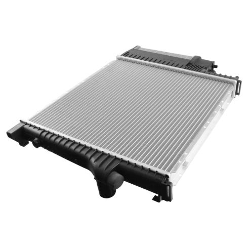 BMW 318i 318iS 318ti Z3 Radiator TRQ RDA82972