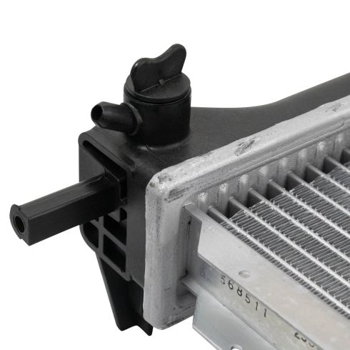 Jeep Commander Grand Cherokee Radiator TRQ RDA82674