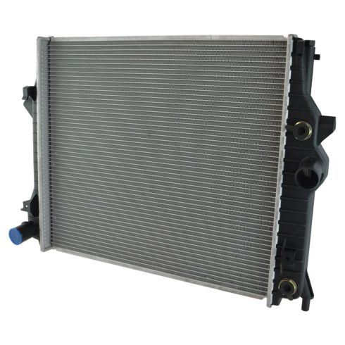 Jaguar Radiator TRQ RDA82645