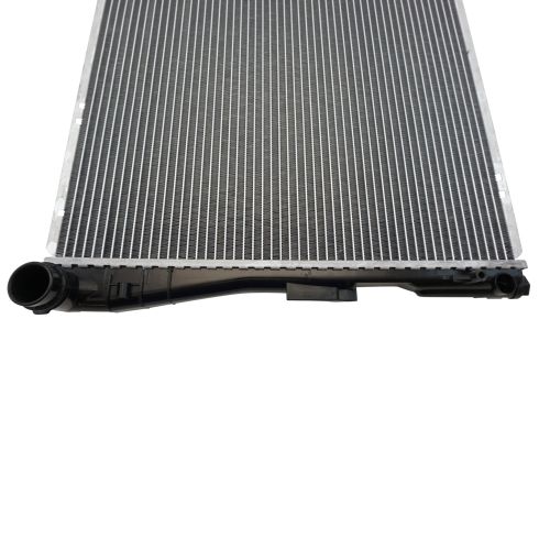 2004-06 BMW X3 Radiator TRQ RDA88461