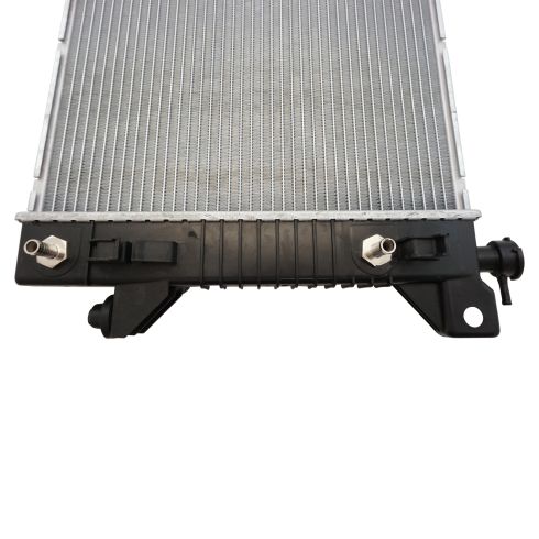 Ford Lincoln Radiator TRQ RDA88361