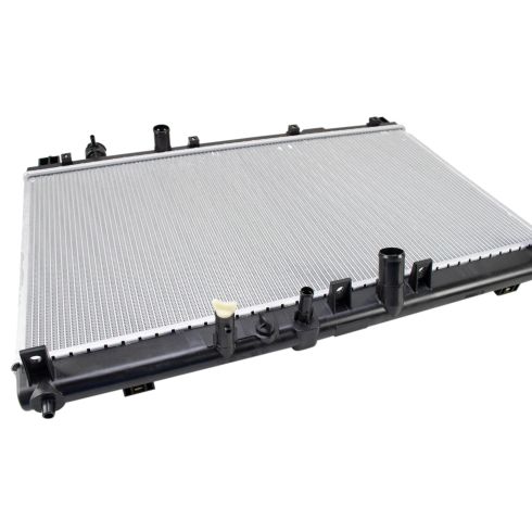 2015-20 Honda FIT Radiator TRQ RDA80230