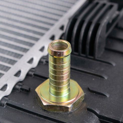 Ford Lincoln Radiator TRQ RDA80006