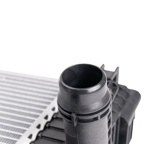Ford Lincoln Radiator TRQ RDA80006