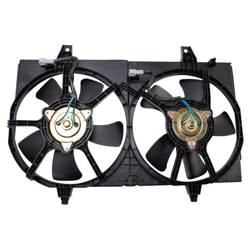 Nissan Maxima Infiniti I35 Dual Radiator & Condenser Fan Assembly TRQ RFA80455
