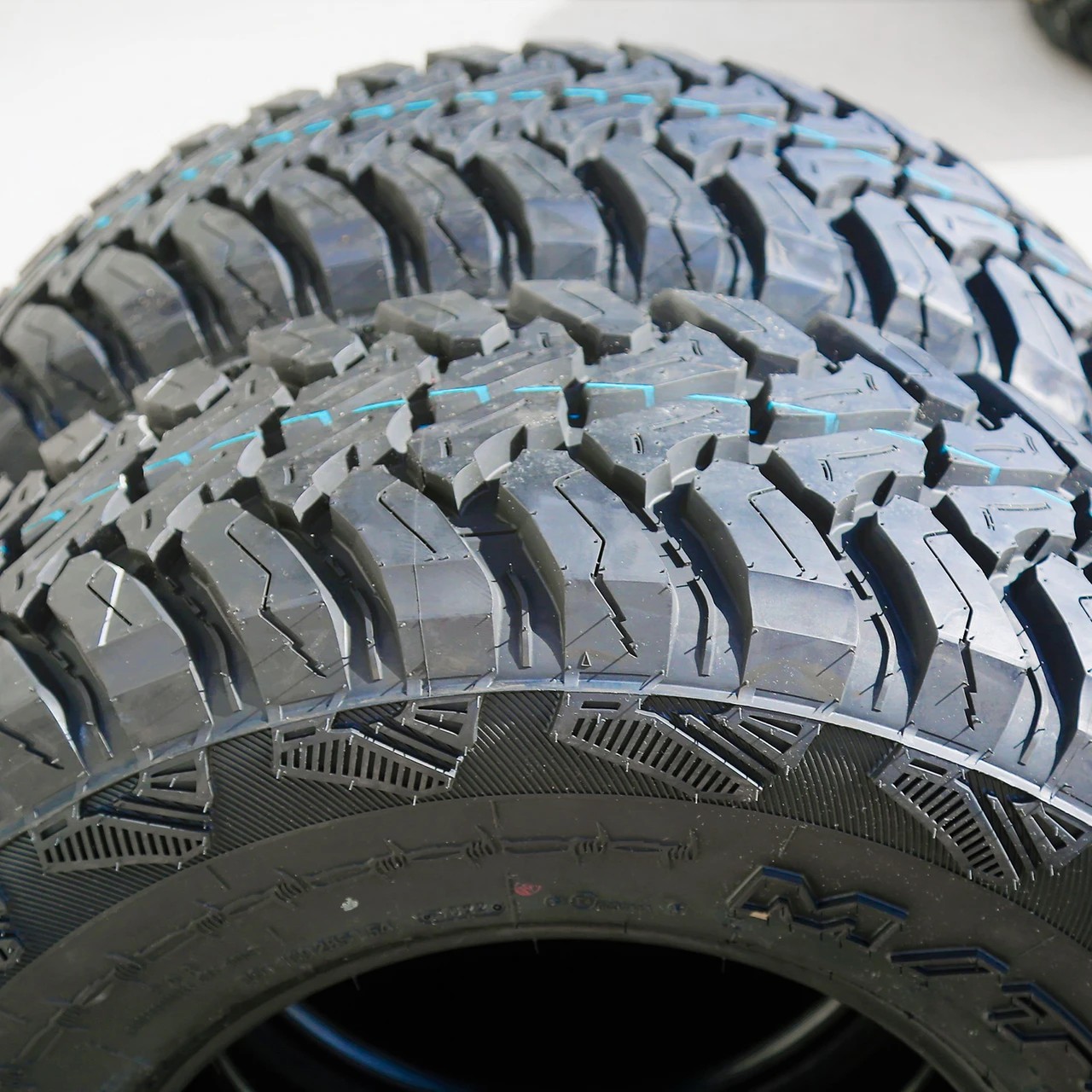 Accelera M/T-01 265/65R17 120/117 - Image 6