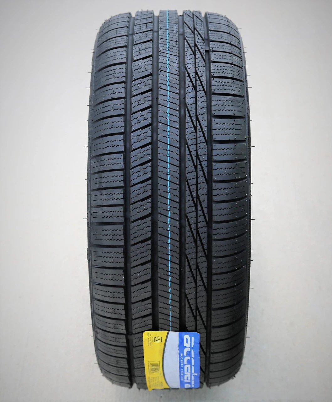 Accelera X-Grip N 225/55R17 101 - Image 3