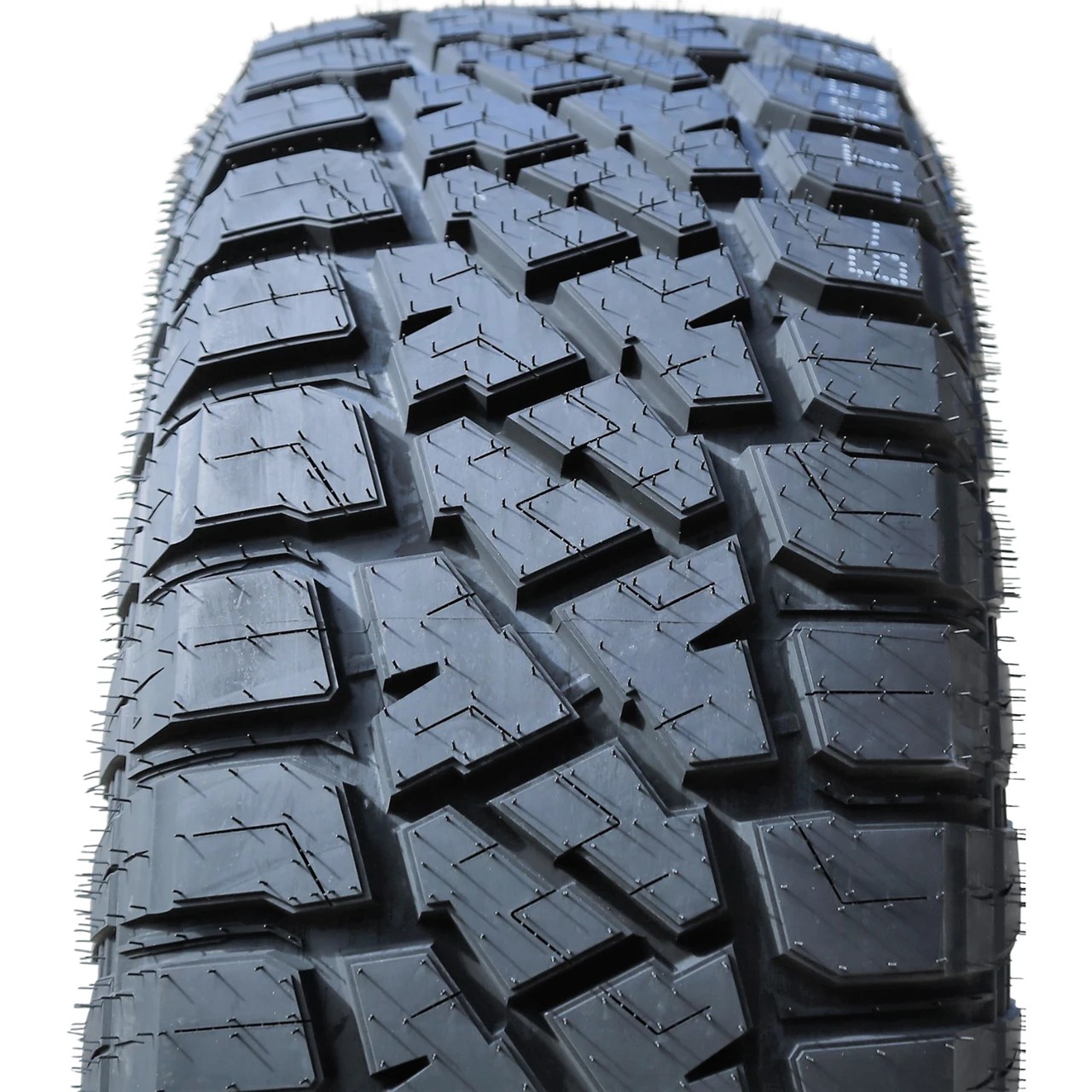 Landspider Wildtraxx R/T 265/70R17 121/118 - Image 2