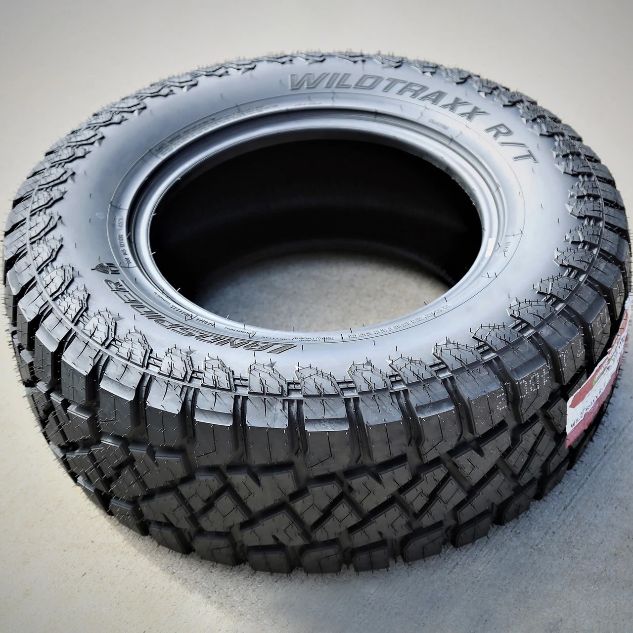 Landspider Wildtraxx R/T 265/75R16 123/120 - Image 3