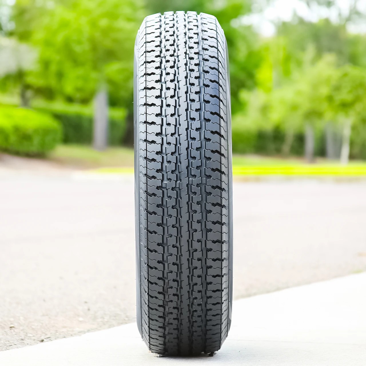 Transeagle ST Radial II 235/80R16 126/122 - Image 4