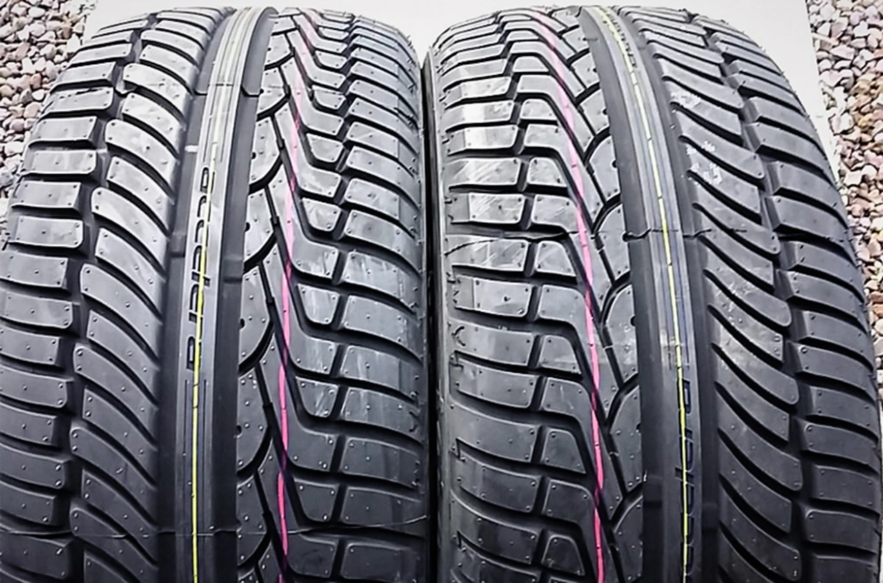 Accelera Iota 215/55R18 99V XL (DC)