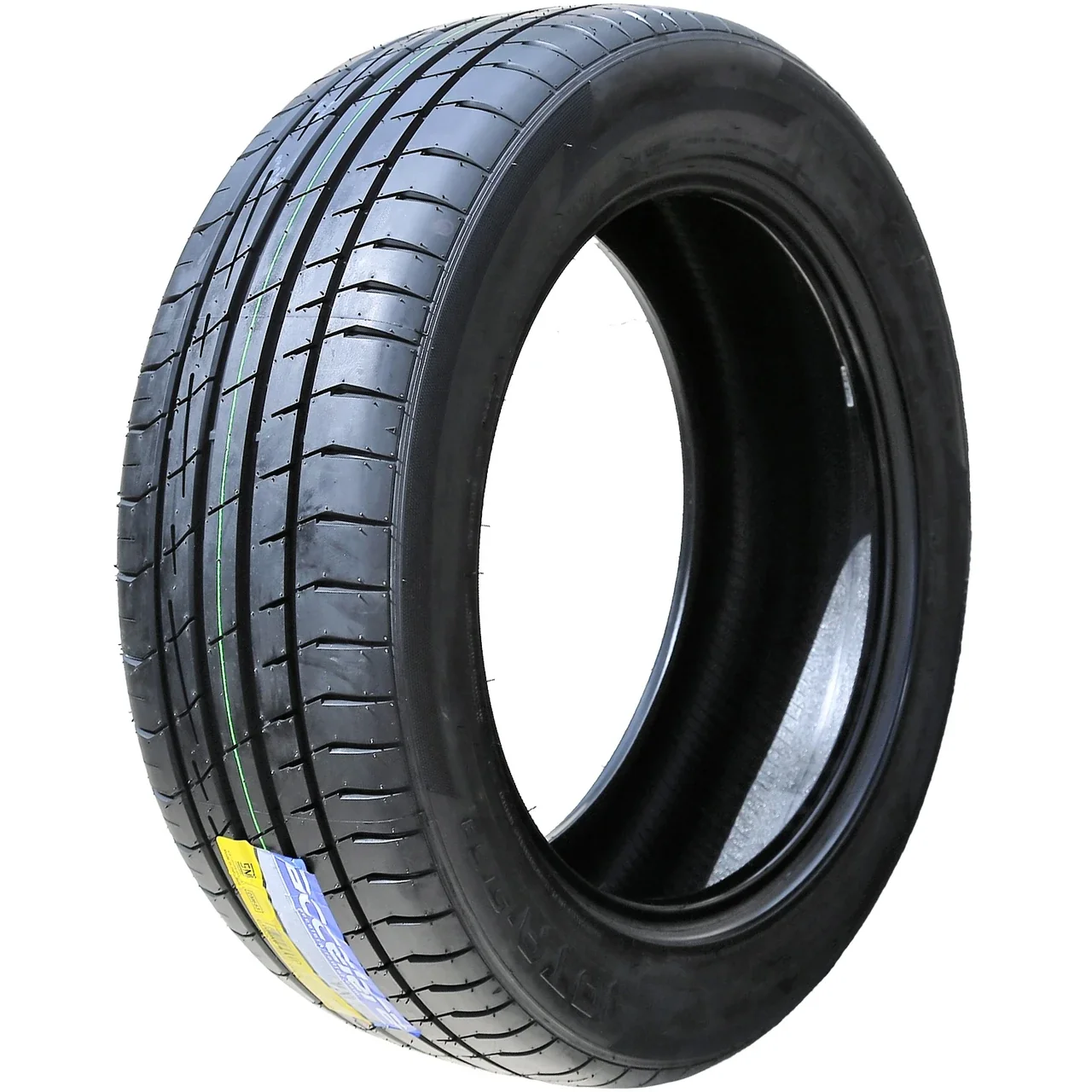 Accelera Iota ST68 225/55R18 98V