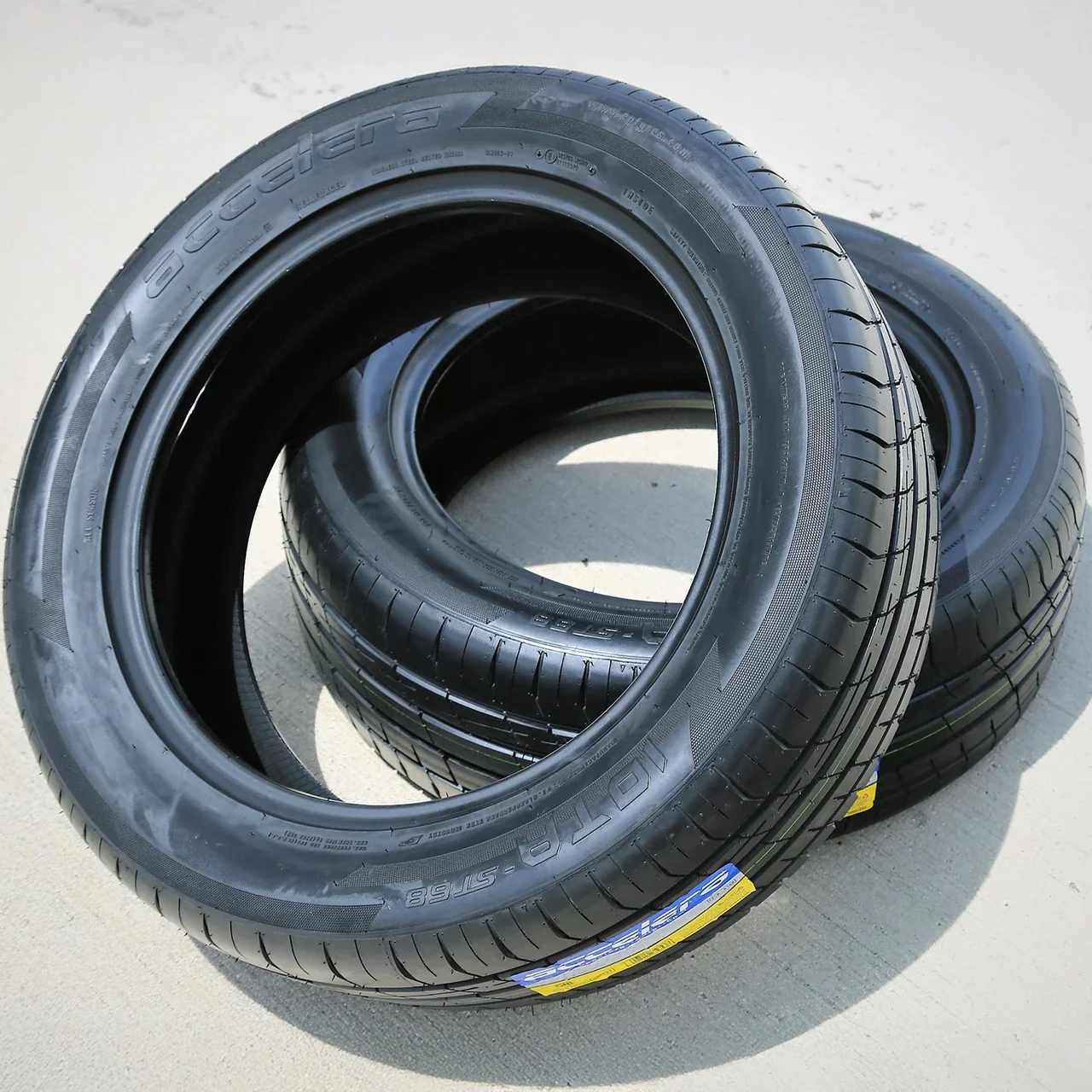 Accelera Iota ST68 225/55R19 ZR 99Y