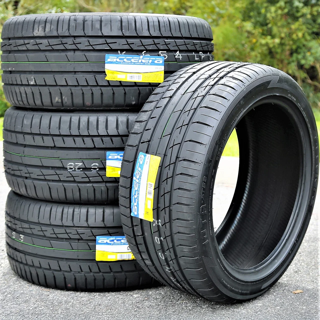 Accelera Iota ST68 295/40R20 ZR 110Y XL