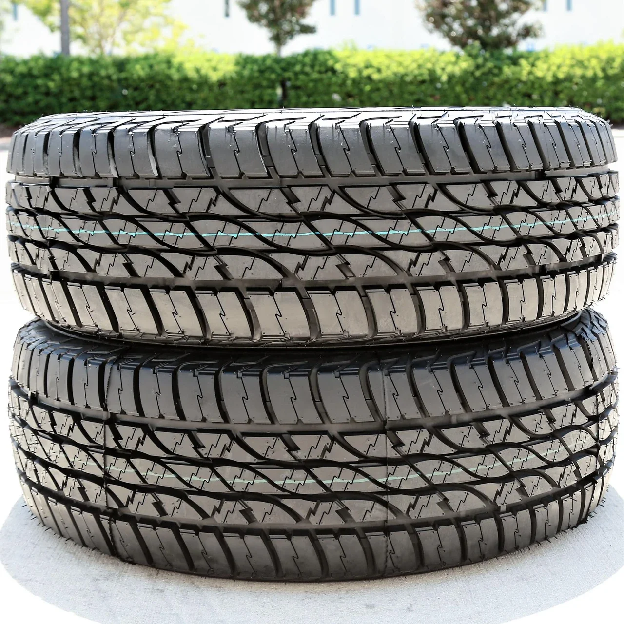 Accelera Omikron A/T LT 245/75R16 120/116Q E (10 Ply)