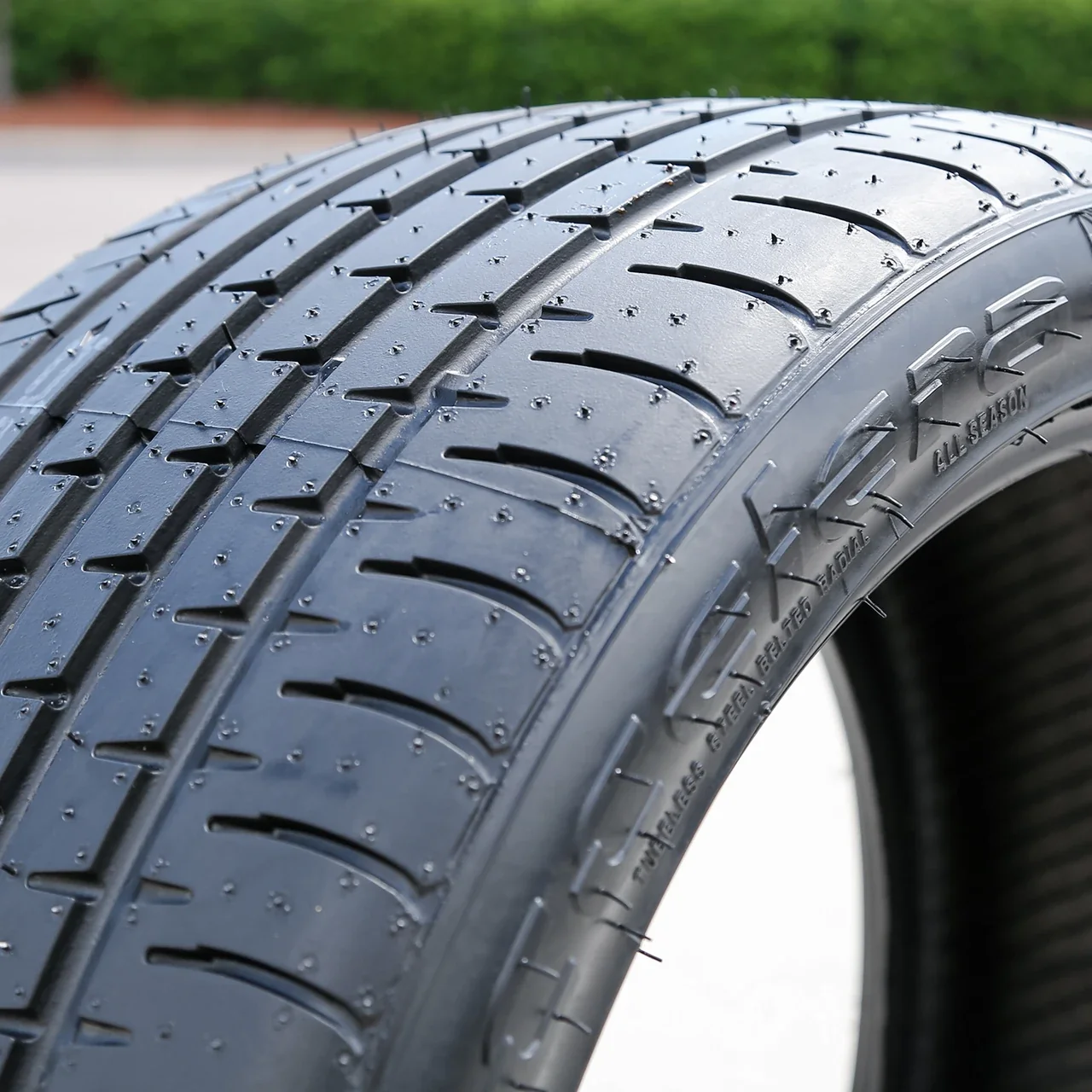 Accelera Phi 2 295/25R21 ZR 96Y XL