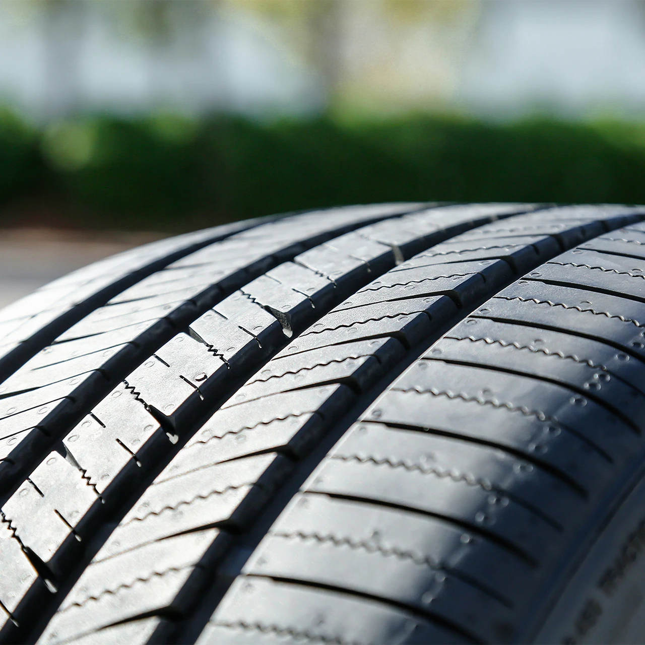 Arisun Aggressor ZS03 215/40R18 ZR 89W XL