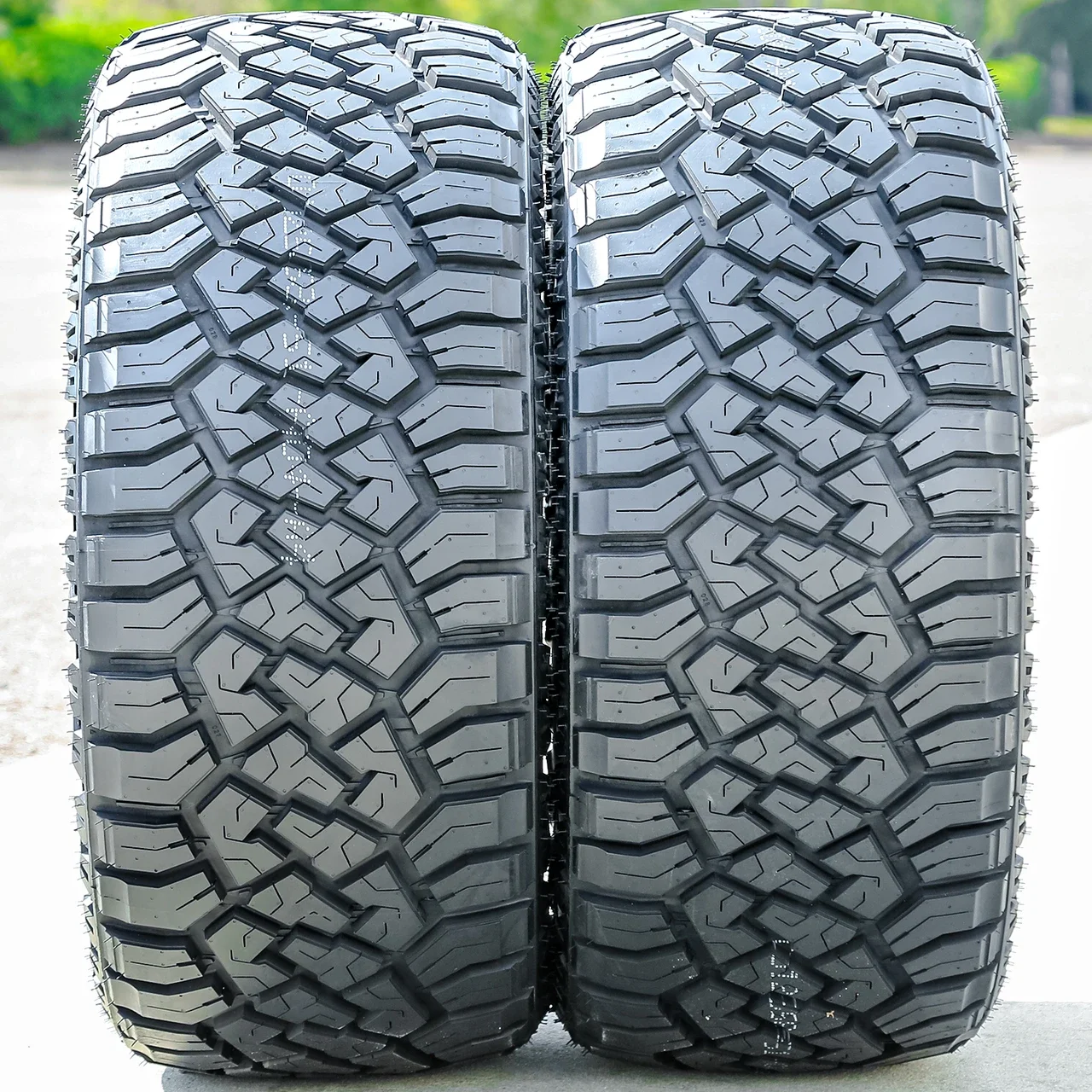 Arisun Aresta R/T ZG07 LT 33X12.50R20 114Q E (10 Ply)