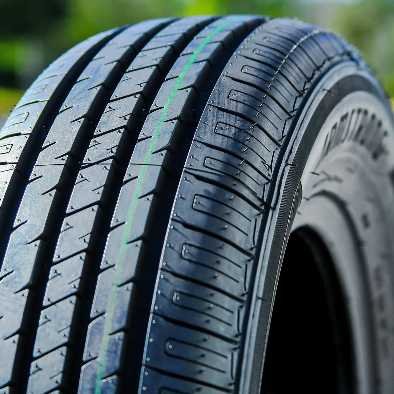 Armstrong Blu-Trac PC 185/70R14 88H