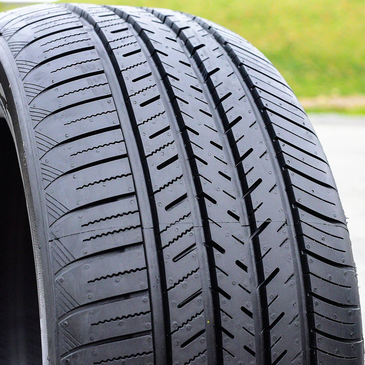 Atlas Tire Force UHP 205/40R17 84W XL