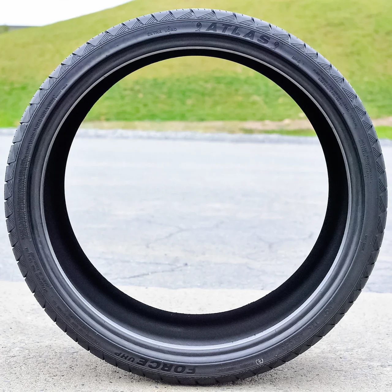 Atlas Tire Force UHP 285/25R22 95Y XL