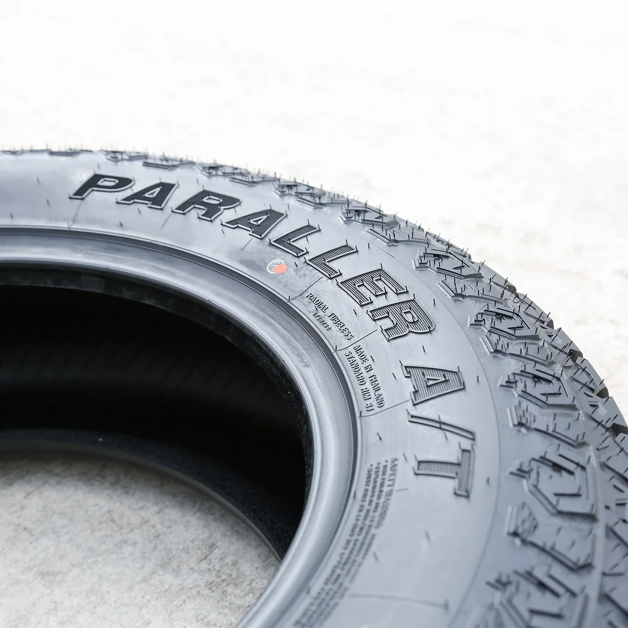 Atlas Tire Paraller A/T LT 275/70R18 125/122S E (10 Ply)
