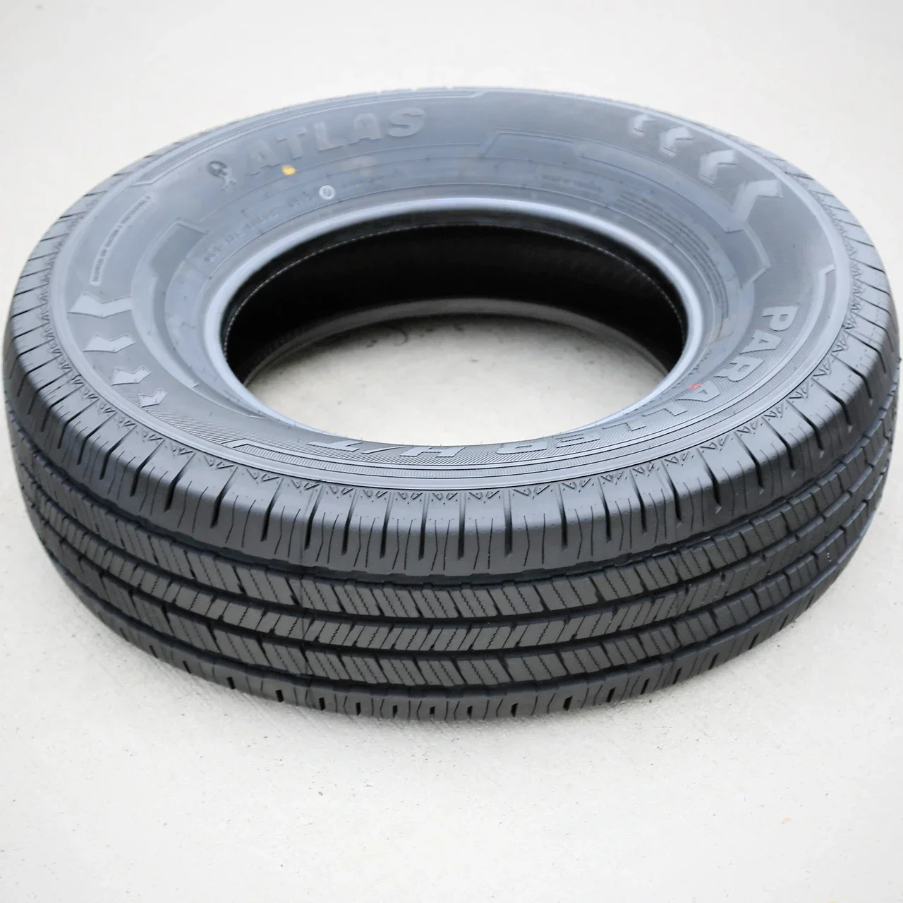 Atlas Tire Paraller H/T 245/75R16 111T