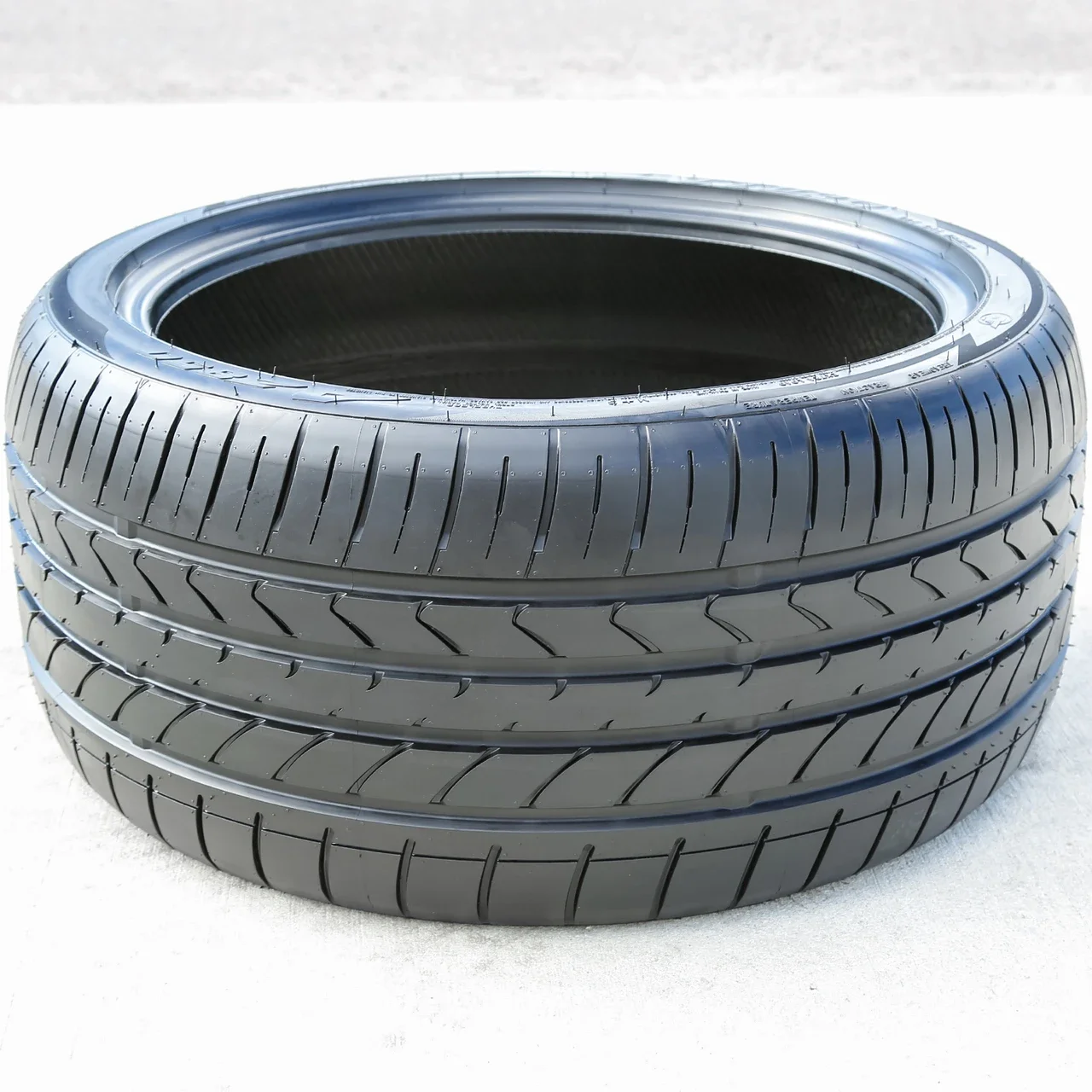 Atturo AZ850 295/45R20 ZR 114Y XL
