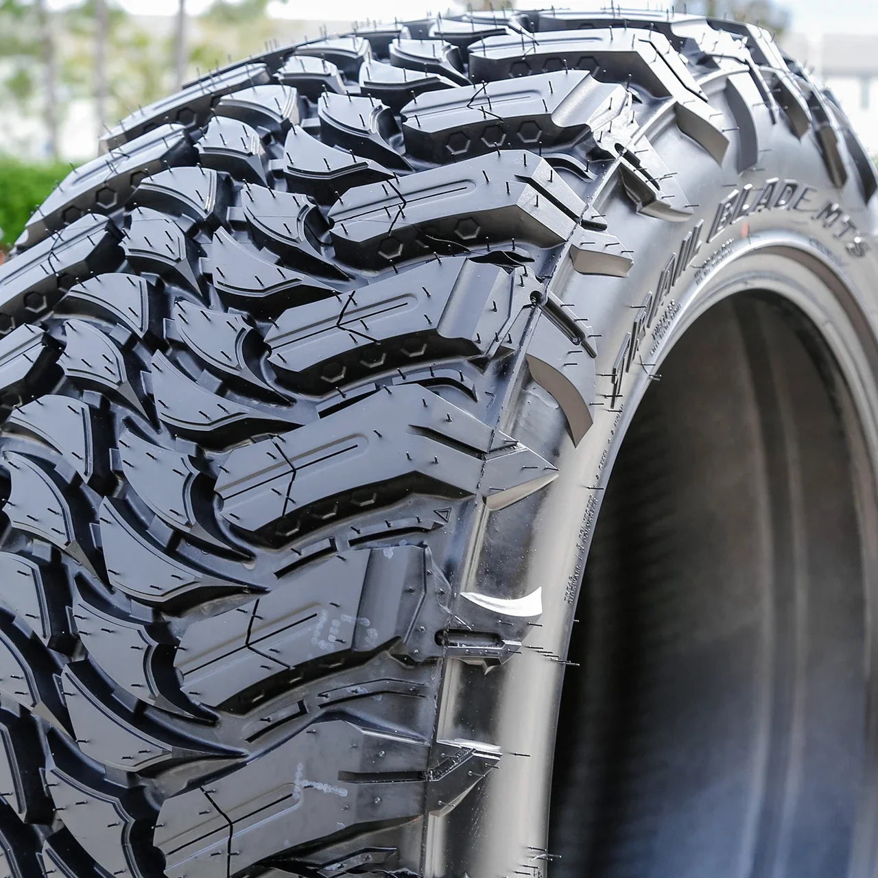 Atturo Trail Blade MTS 285/45R22 114S XL