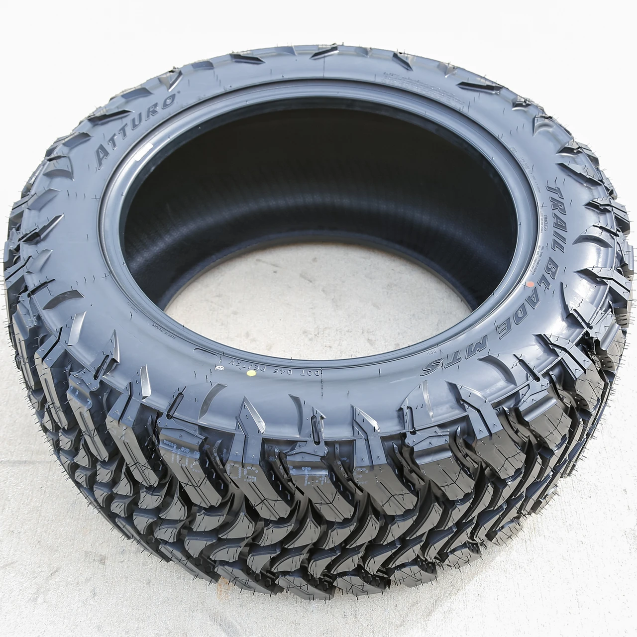 Atturo Trail Blade MTS LT 33X13.50R24 107Q E (10 Ply)