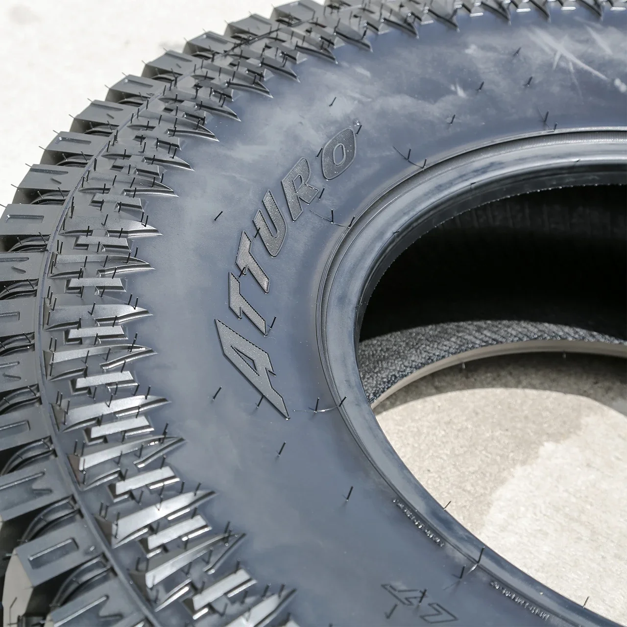 Atturo Trail Blade X/T LT 35X12.50R17 121Q E (10 Ply)