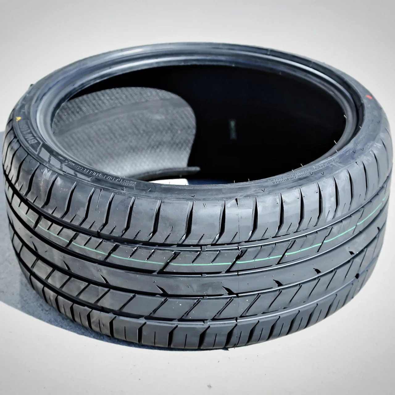 Bearway BW118 295/30R20 ZR 101W XL