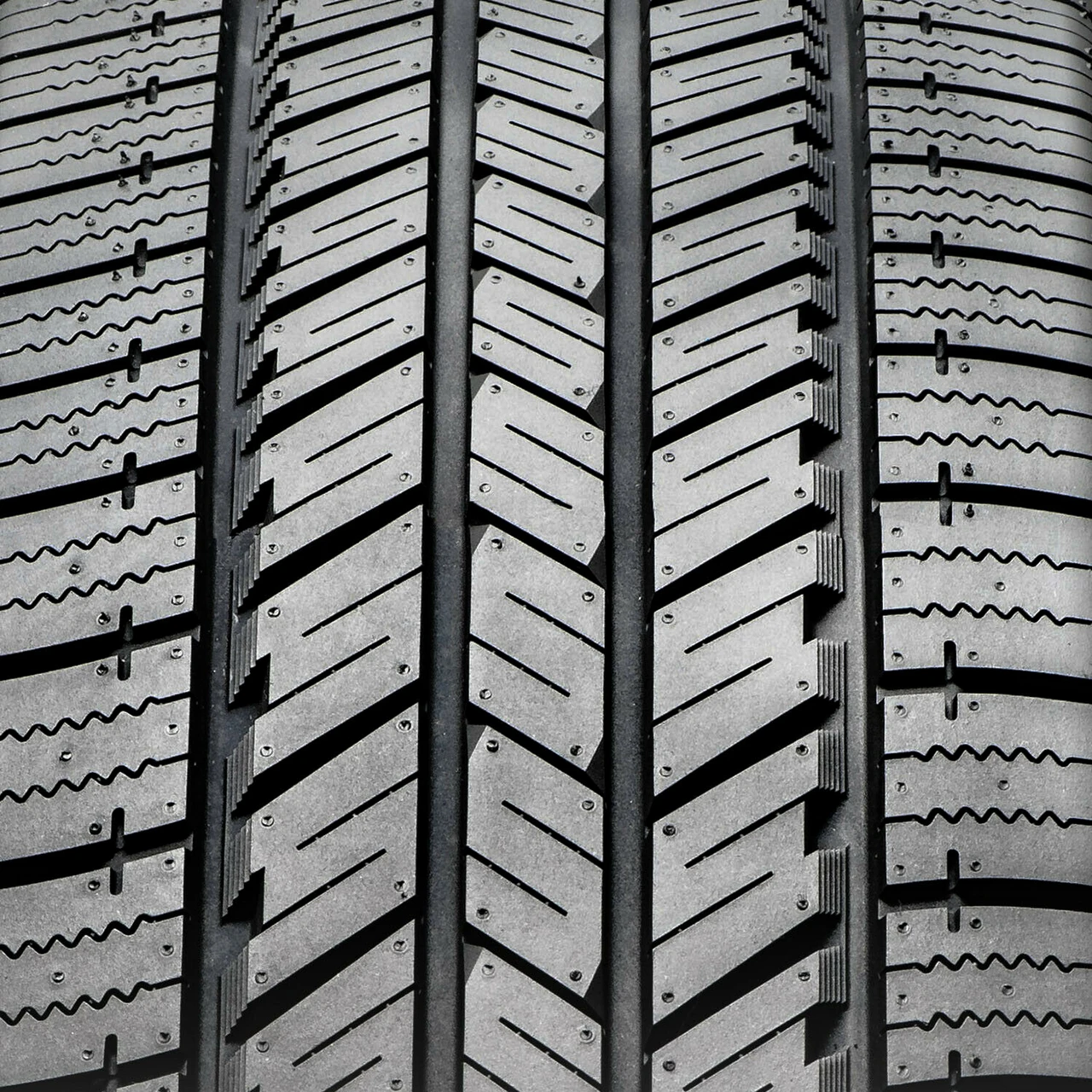 Blackhawk Hiscend-H HT01 245/55R19 103H