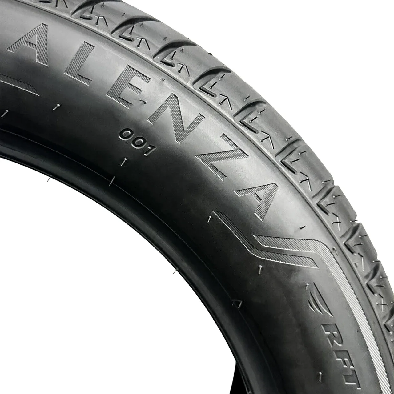 Bridgestone Alenza 001 RFT (*) 245/50R19 105W XL