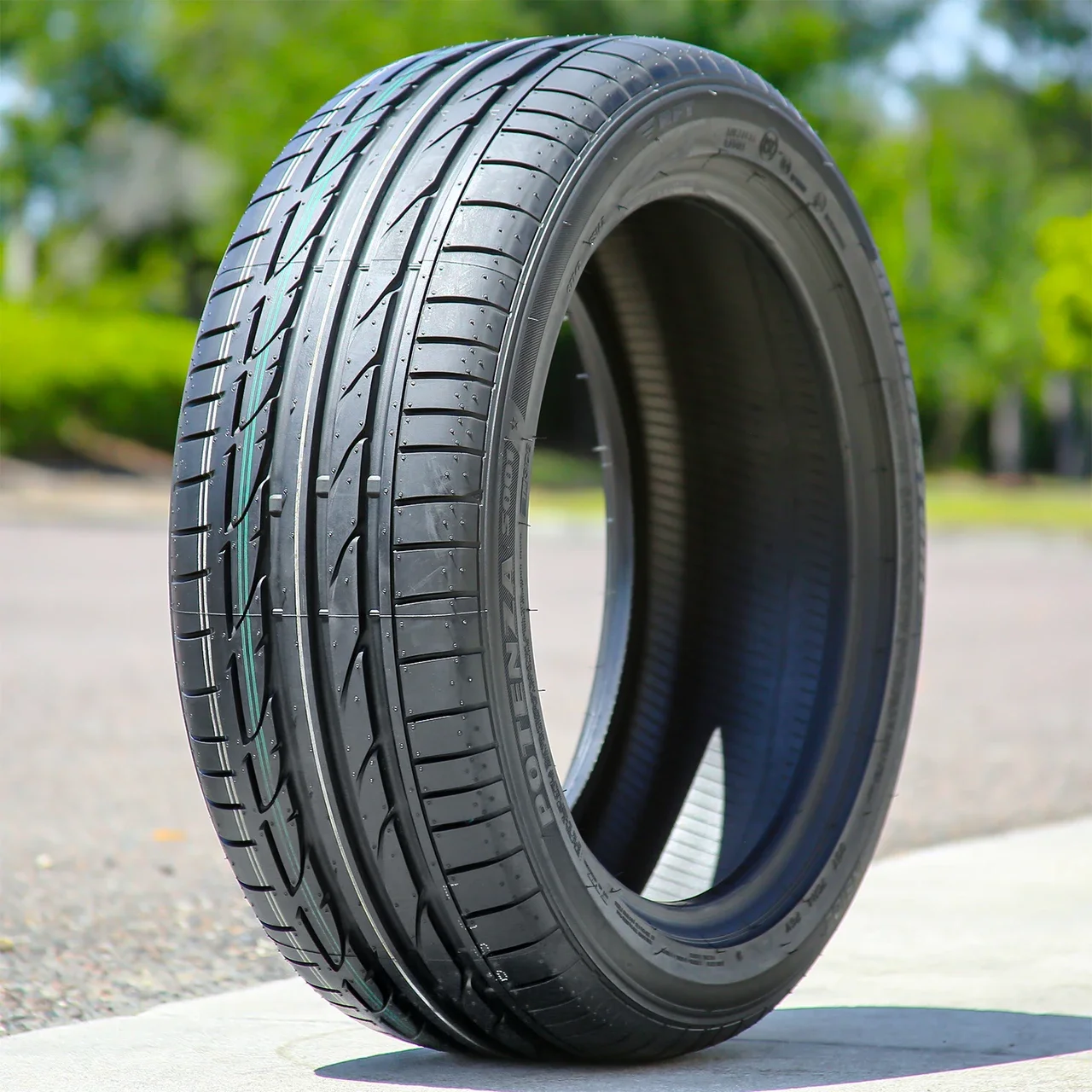 Bridgestone Potenza S001 RFT (*) 225/40R19 93Y XL