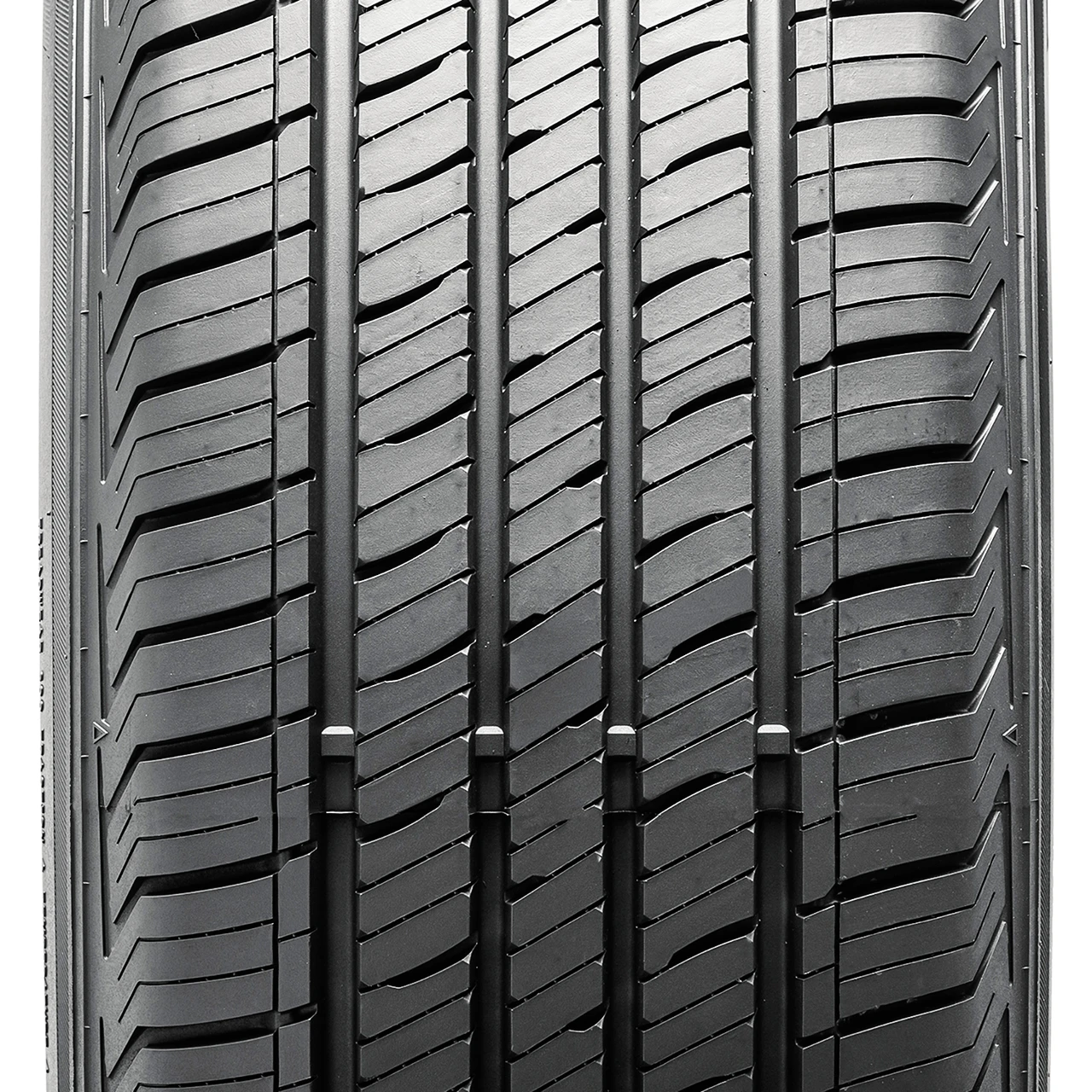 Celimo Salient CS210 235/60R17 102H