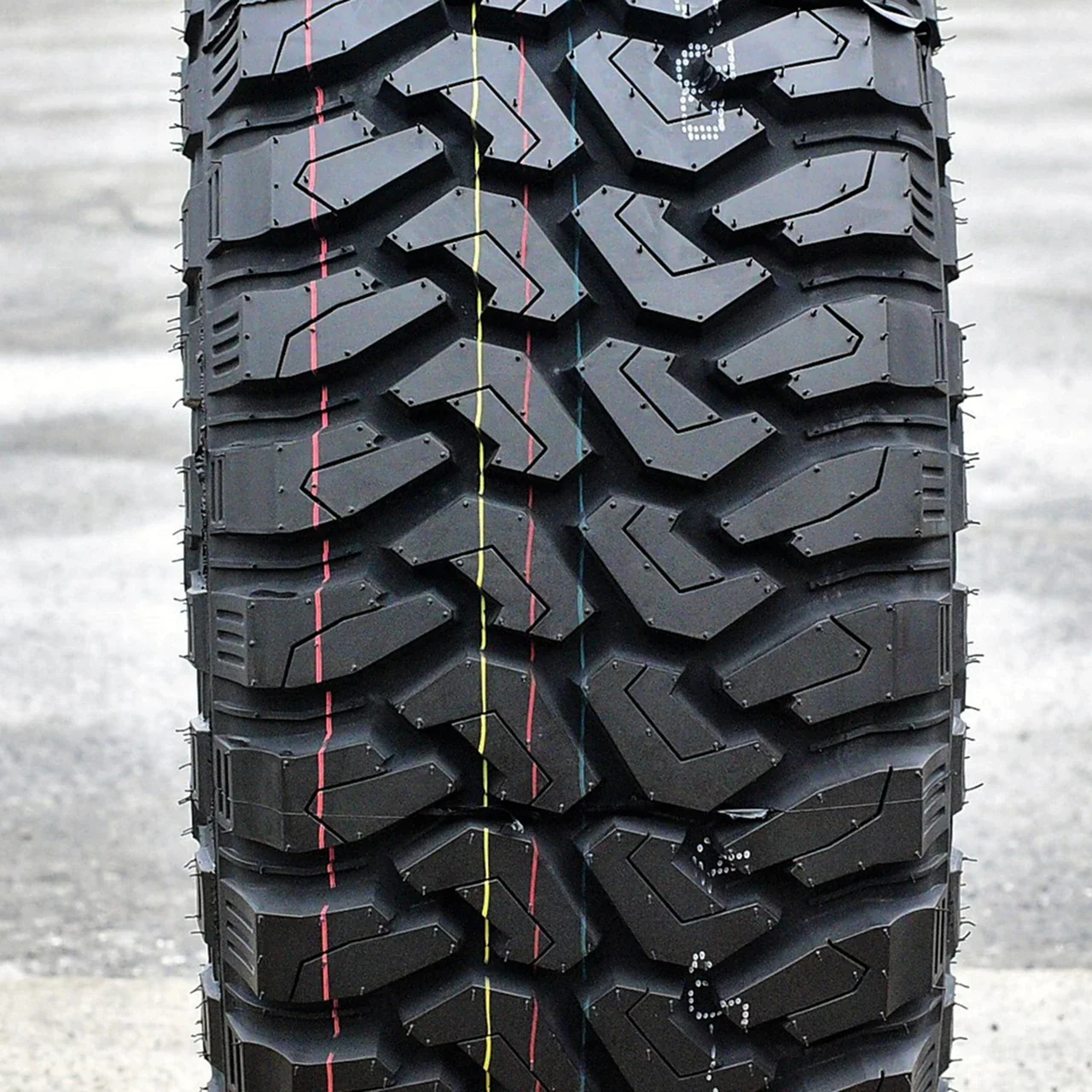 Centennial Dirt Commander M/T LT 245/75R17 121/118Q E (10 Ply)