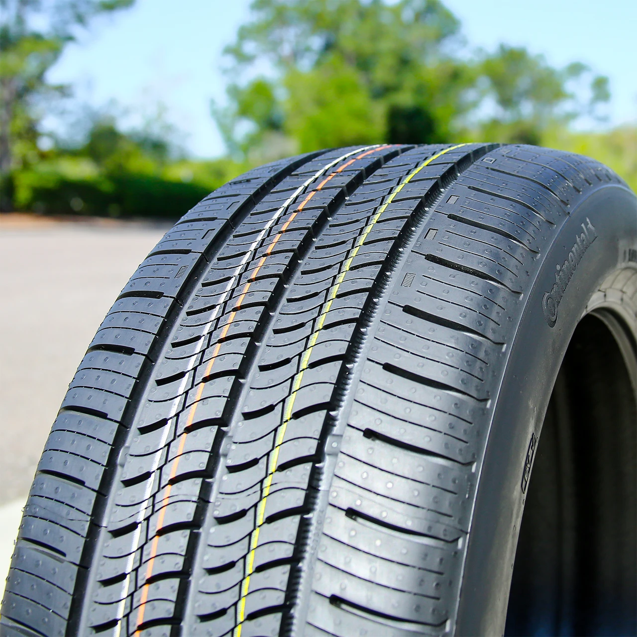 Continental TrueContact Tour 54 (EcoPlus+) 215/45R17 87V